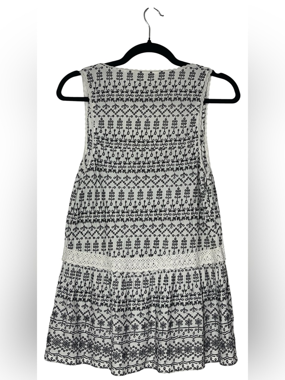 Maeve by Anthropologie Black White Embroidered Eyelet Peplum Tank Top S - Picture 5 of 9